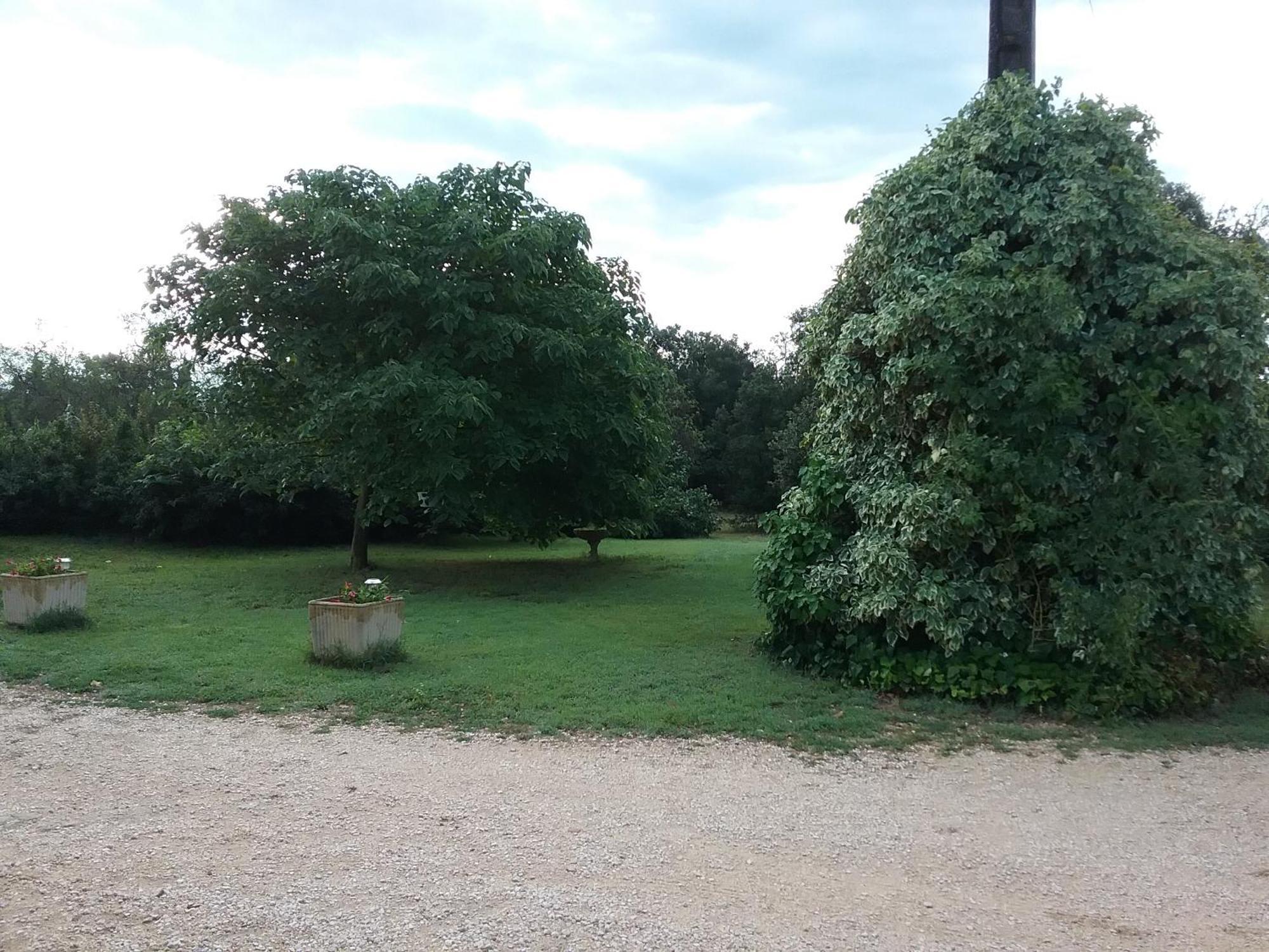 Le Mas Du Berger Saint Quentin la Poterie Bagian luar foto